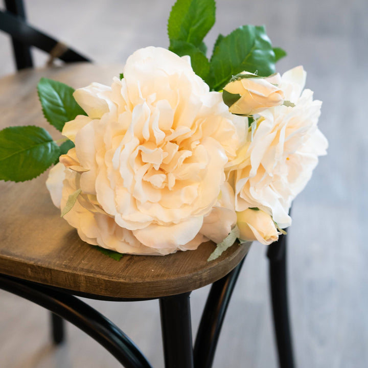 Peachy Cream Short Stem Rose Bouquet - Reposing