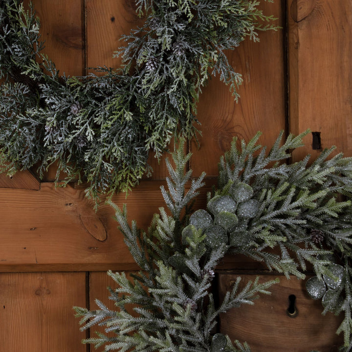 Frosted Pine Wreath With Pinecones - Reposing