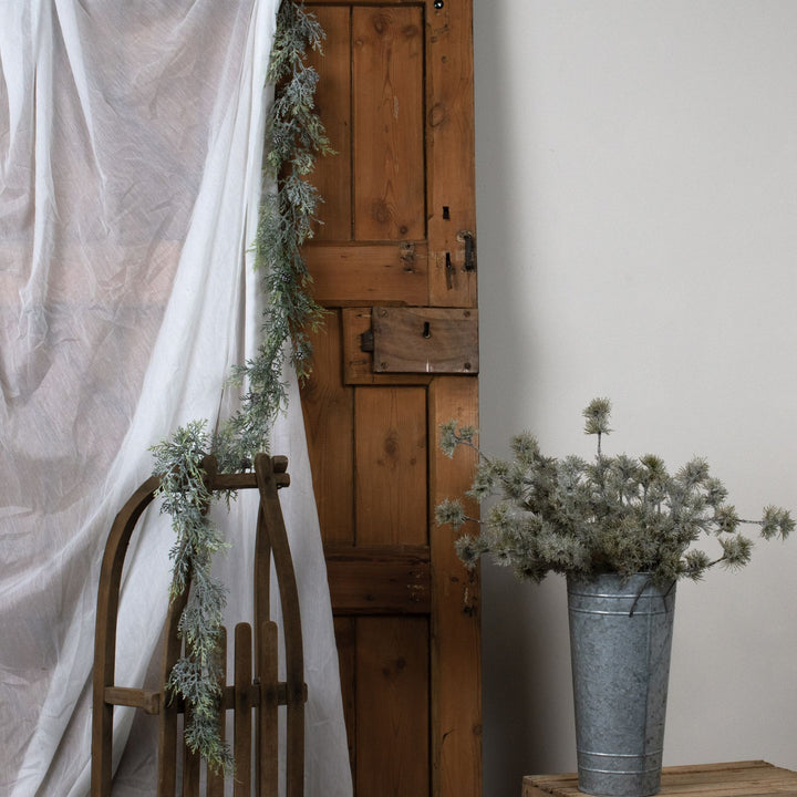 Frosted Pine Garland With Pinecones - Reposing