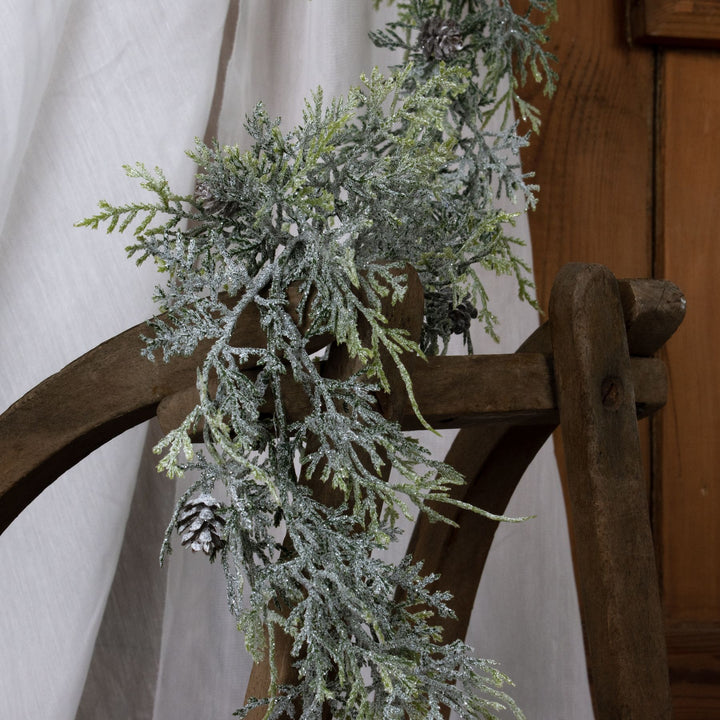 Frosted Pine Garland With Pinecones - Reposing
